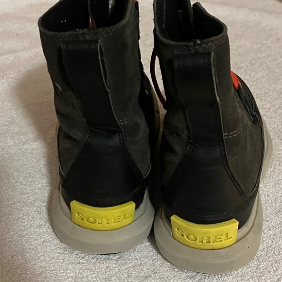 Sorel Explorer Snow Boots Sz 1 - Picture 5 of 12